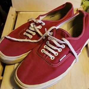 Van's rare find. Mens size little rub wear. Easy c